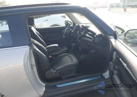 2019 Mini Hardtop Cooper from USA, damaged, VIN WMWXP5C5XK2H30083